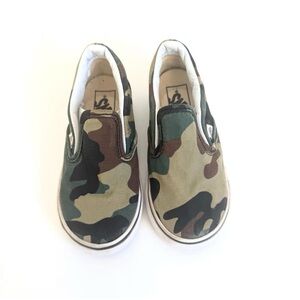 Vans camo slip on shoe US 8